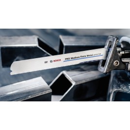 BOSCH Brzeszczot do precyzyjnego PRO Medium S937BEF 1,1 x 25 x 150 mm,25 szt. 2608658992