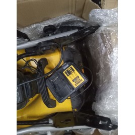 OUTLET!! DeWALT DCMW564P2 Aku kosiarka 48 cm XR (2x18V/2x5,0Ah)