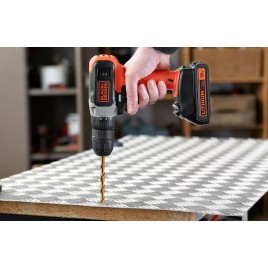 Black & Decker BCD001C1 Wiertarka akumulatorowa (37Nm/18V/1x1,5Ah)