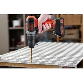 Black & Decker BCD003C1 Wiertarko-wkrętarka udarowa (45Nm/18V/1x1,5Ah)