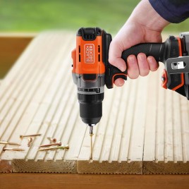 Black & Decker BCD383D2XK Wiertarko-wkrętarka udarowa (45Nm/18V/2x2,0Ah), walizka