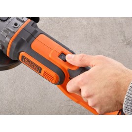 Black & Decker BCG720M1 Szlifierka kątowa akumulatorowa (125mm/18V/1x4,0Ah), torba