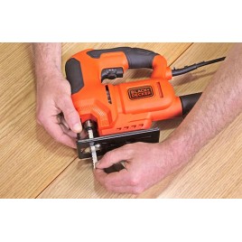 Black & Decker BES603 Wyrzynarka z regulacją prędkości (400W)