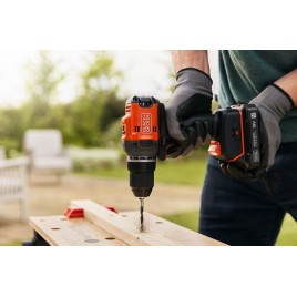 Black & Decker BLD682D2XK Akumulatorowy wkrętak bezszczotkowy (50Nm/18V/2x2,0Ah), walizka