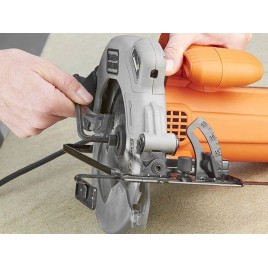 Black & Decker CS1250LA Pilarka tarczowa (190mm/1250W)