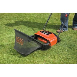 Black & Decker GD300 Wertykulator (30cm/600W)