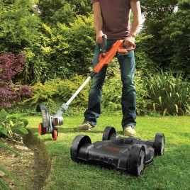 Black & Decker STC1820CM Zestaw podkaszarki wielofunkcyjnej (28cm/18V/1x2,0Ah)