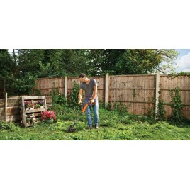 Black & Decker STC1840EPC Kosa akumulatorowa (30cm/18V/1x4,0Ah)