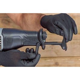 Black & Decker BES301K Piła szablasta 750W z regulacją prędkości, walizka