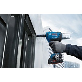 BOSCH GRG 18V-16 C PROFESSIONAL Nitownica akumulatorowa, 2× 2,0 Ah, L-BOXX 06019K5020 BOSCH GRG 18V-16 C PROFESSIONAL Nitownica akumulatorowa, 2× 2,0 Ah, L-BOXX 06019K5020
