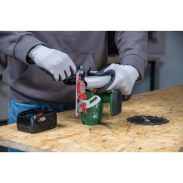 BOSCH EasyCirc 18V-48 Akumulatorowa pilarka tarczowa 06033B1500