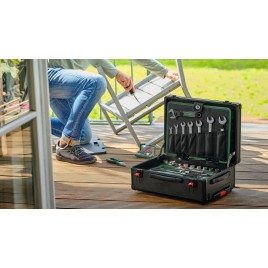 BOSCH 119-elementowy zestaw walizki narzędziowej na kółkach 1600A02ZB4