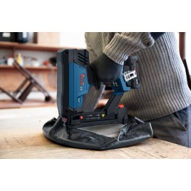 BOSCH GTH18V-38-2M PROFESSIONAL Akumulatorowy zszywacz 0601482D00