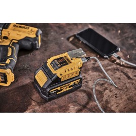 DeWALT DCB094K Adapter Zestaw do ładowania z adapterem USB A, USB C