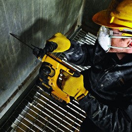 DeWALT DCH253M2 Aku Młotowiertarka SDS-Plus 2,1J (18V/2x4.0Ah) Walizka