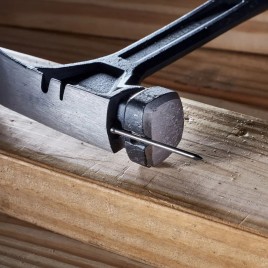 DeWALT DWHT51004 młotek ciesielski 567 g prosty gładki