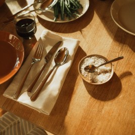 Fiskars Zestaw sztućców z połyskiem 16 el. 1002946