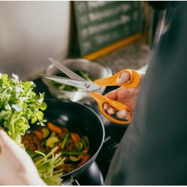 Fiskars Classic nożyczki uniwersalne (21 cm) 1075031