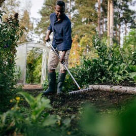 Fiskars Ergonomic Glebogryzarka 1077113