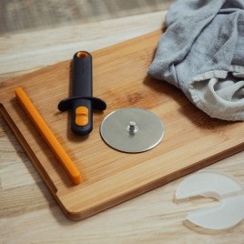 Fiskars Nóż do pizzy 1079963