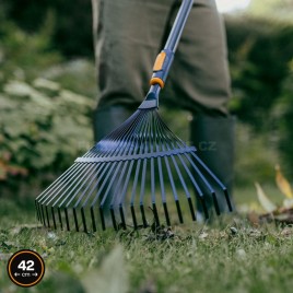 Fiskars OneClick Metalowe grabie do liści (42 cm) 1080675