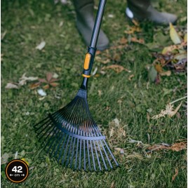 Fiskars OneClick Metalowe grabie do liści (42 cm) 1080675