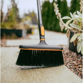 Fiskars OneClick Miotła uniwersalna (27,2 cm) 1080701