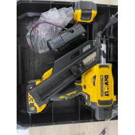 WYPRZEDAŻ ZDeWALT DCN930P2 gwoździarka aku do gwoździ, walizka PO SERWISIE