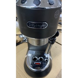 OUTLET DeLonghi Dedica Style Ekspres ciśnieniowy EC 685.BK PO SERWISIE, UŻYWANY