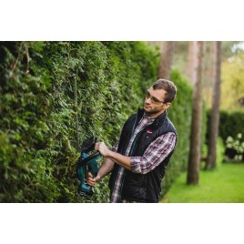 Makita DUH523RF Akum. nożyce do żywopłotu 520 mm Li-ion LXT 1x 3.0Ah 18V akum + Ładowarka