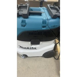 WYPRZEDAŻ Makita VC4210L Odkurzacz przemysłowy 1200W, klasa L USZKODZONE OPAKOWANIE