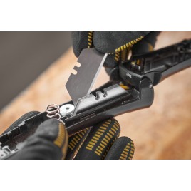 Stanley FMHT10504-0 FatMax Czarny nóż wysuwany