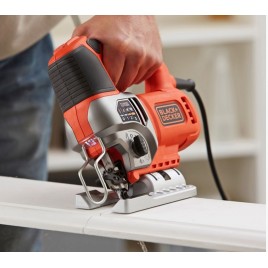 Black & Decker BES610K Wyrzynarka 650W+ Walizka