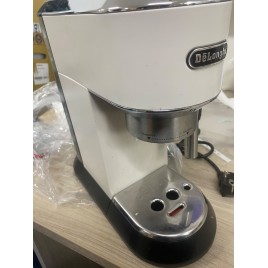 WYPRZEDAŻ DeLonghi Dedica Style EC 685.W UŻYWANY, PO SERWISIE, USZKODZONE OPAKOWANIE