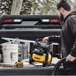 DeWALT DCC1018N Kompresor akumulatorowy (10l/ 9.6 bar/ 2,8 l/min) (18V/bez aku)