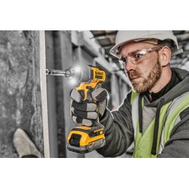 DeWALT DCF840N Zakrętarka 1/4" (192Nm/18V/akumulatora i ładowarki)