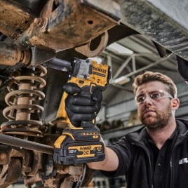 DeWALT DCF921N Aku zakrętarka udarowa (1/2"/ 406 Nm) 18V bez akumulatora i ładowarki