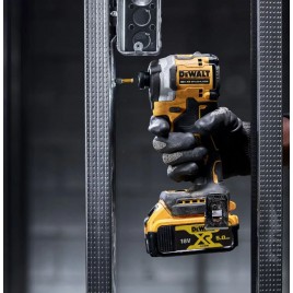 DeWALT DCK2051E2T Zestaw narzędzi (DCD800+DCF850+18v/2x1,7Ah PowerStack) Tstak
