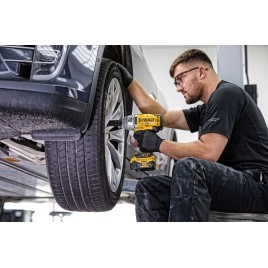 DeWALT DCF899N Akumulatorowy klucz udarowy 1/2" XR (950Nm/18V/bez akumulatora i ładowarki)