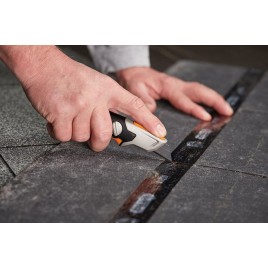 Fiskars CarbonMax Nóż uniwersalny ze stałym ostrzem, 18,2cm 1027222