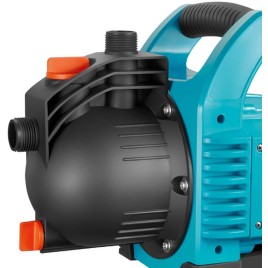 GARDENA 3000/4 pompa ogrodowa 600W z zestawem ssącym 1718-20