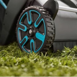 Gardena Zbieracz liści do trawników i tarasów 03566-20