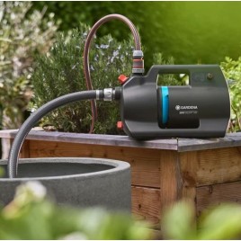 Gardena Silent 3000 18V/P4A Aku pompa ogrodowa (180W/3000l/h) - 1x 4,0Ah 14610-20