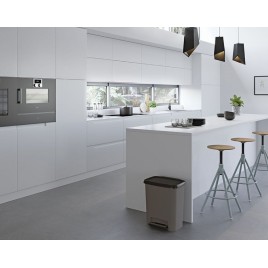 KIS COMPATTA 25L Kosz na śmieci z pedałem 38 x 28 x 43 cm szary