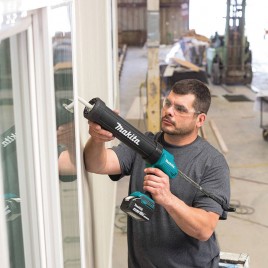 Makita DCG180RF Akumulatorowy wyciskacz do kleju i silikonu Li-ion LXT (1x3,0Ah/18V)