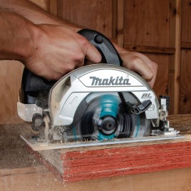 Makita DHS661ZJU Aku ręczna pilarka tarczowa 165 mm, AWS Li-ion LXT 18V, bez aku., Makpac