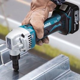 Makita DJN161Z Aku. nożyce do blachy Li-Ion 18V, bez akumulatora