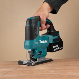 Makita DJV184RTJ Aku wyrzynarka Li-ion LXT 18V (2xBL1850B+DC18RC)