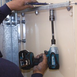 Makita DTW251Z Akumulatorowy klucz udarowy (1/2"/230 Nm) Li -ion 18V bez baterii