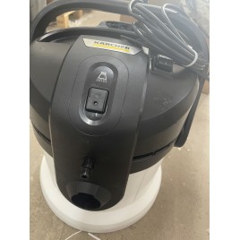 OUTLET Kärcher SE 4 Plus Odkurzacz piorący (1000W/4L) 1.081-170.0 PO SERWISIE